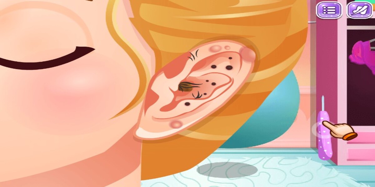 Blonde Sofia: Ear Cleaning: Y8